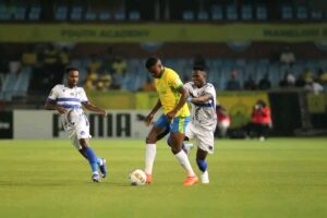 SUDANESE HOLD SUNDOWNS