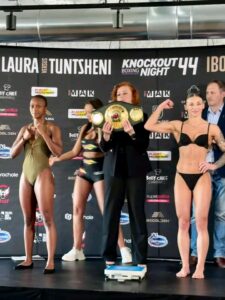 SUBOTZKY WISHES HISTORY-CHASING TUTSHENI GOOD LUCK