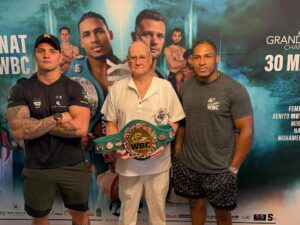 MERHY STEALS WBC TITLE FROM LERENA
