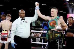 THYSSE IMPRESSES DURANDT 